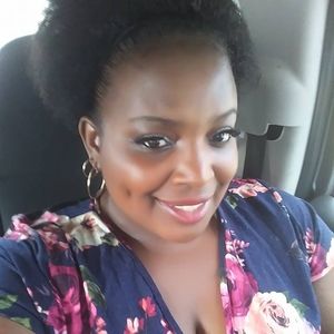 Meet your Posher, Leronia